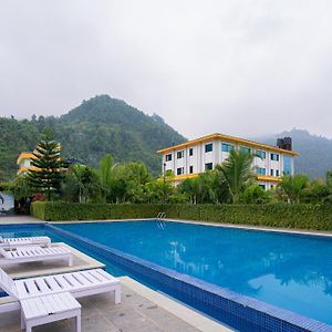 Siddhartha Riverside Resort, Chumlingtar